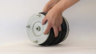 Guía de reemplazo de resorte neumático GUOMAT 6x3 W01R584095
